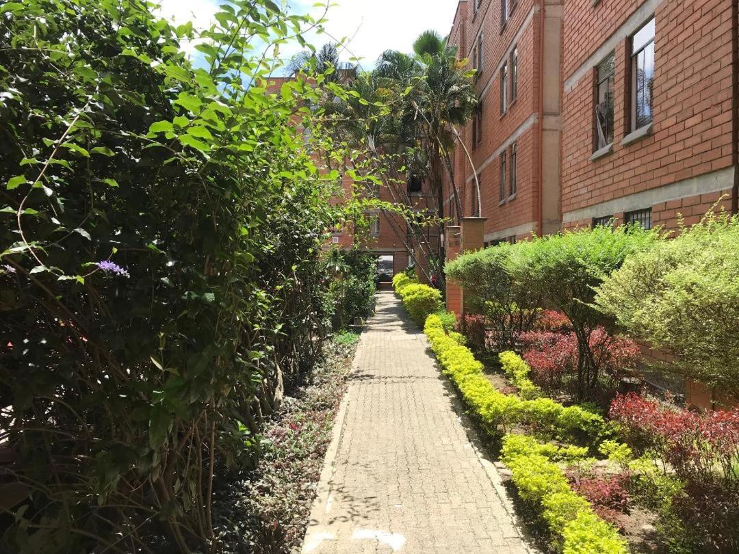 Poblado 511 Appartement Medellín Buitenkant foto